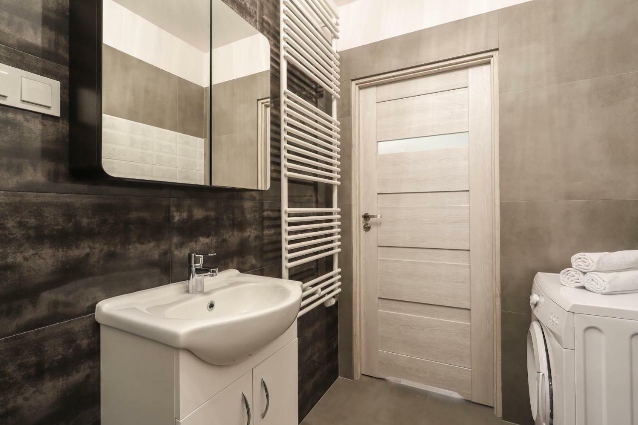 Darna Apartamenty Avena 4 Poznań Exteriör bild